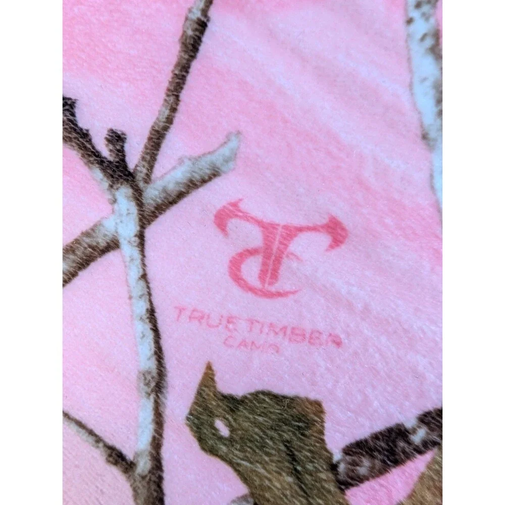 Bass Pro Shops TrueTimber Pink Camo Sherpa Lined Baby Blanket Girls 39